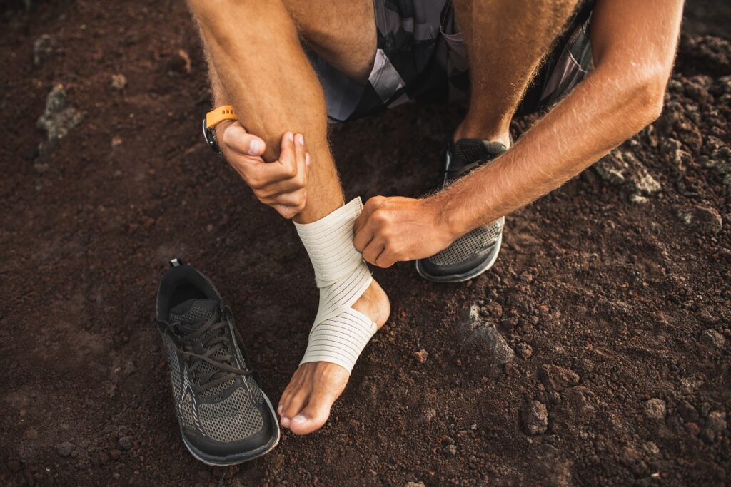 Lesão no Ligamento Plantar Longo: como tratar e quando se preocupar?