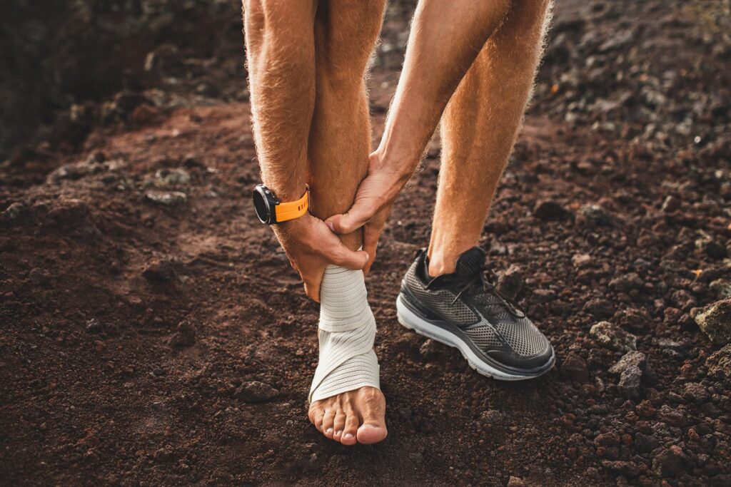 Lesão no Ligamento Plantar Longo: como tratar e quando se preocupar?