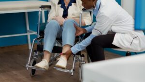 Ruptura do ligamento tornozelo precisa de cirurgia?